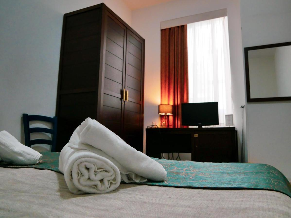 Bed and Breakfast My Friend Antonia Barcellona Pozzo di Gotto Exterior foto